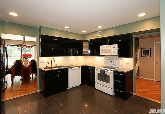 5th image of 48 Estate Dr