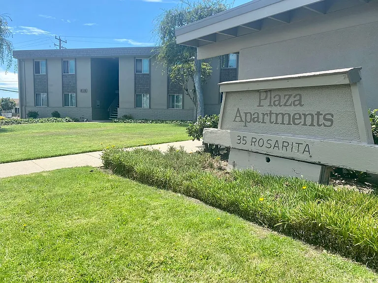 Plaza Apartments — Photo 21