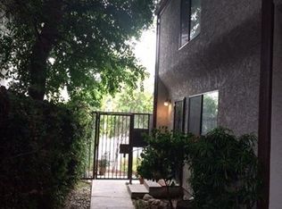 393 N Wilson Ave APT 1, Pasadena, CA 91106