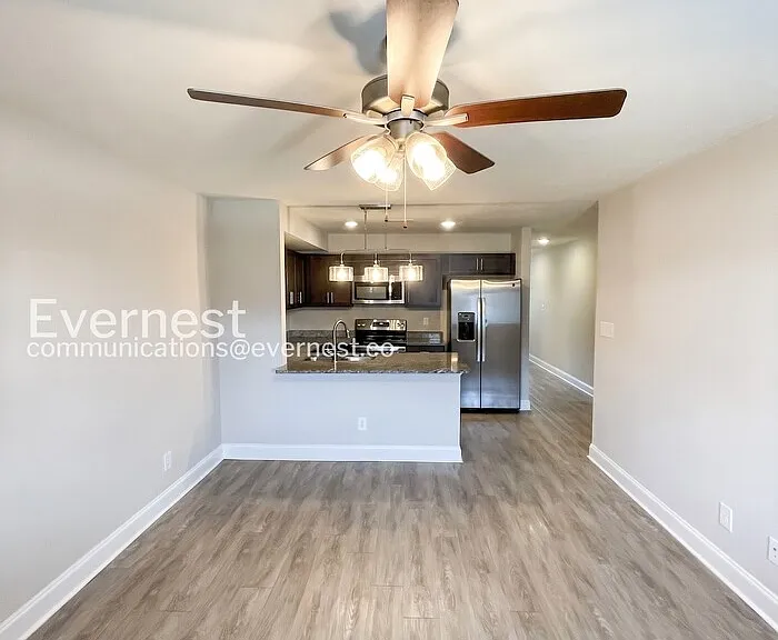 1000 Henry Place Blvd #508 — Photo 4
