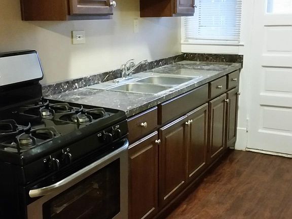 2nd image of 15108 Clifton Blvd APT 4