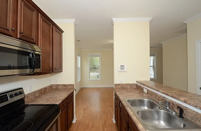 106 Thompson St — Photo 14