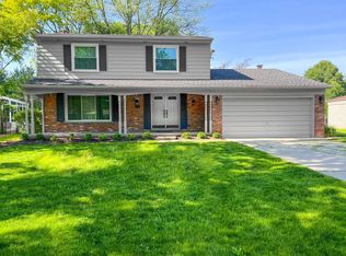 19330 Red Maple Ct, Southfield, MI