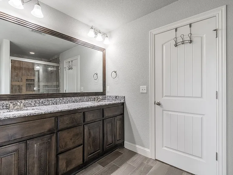 457 Harper Dr — Photo 18