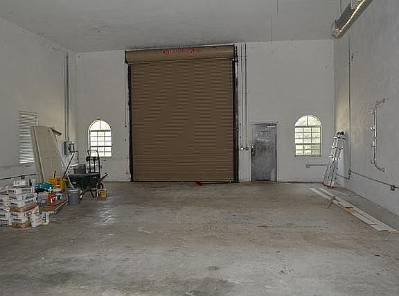 4th image of 16214 91st Pl N