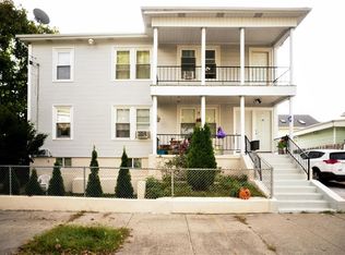 33 Arch St, Pawtucket, RI 02860