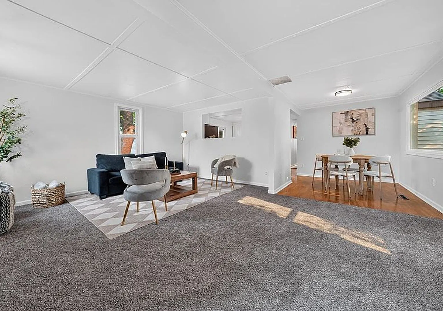 Beautifully Updated 3 bedroom, 2 bath Single Family Home with Detached ADU! — Photo 4
