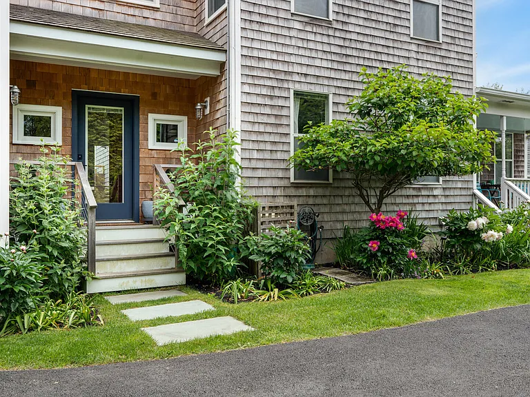 21 Fenwick Rd — Photo 48