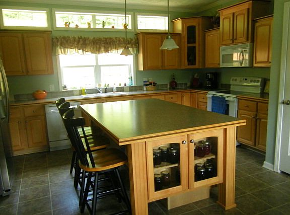 4th image of 15 Shady Ln