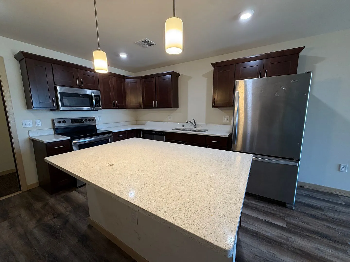 1174 Stonewood Crossing — Photo 1