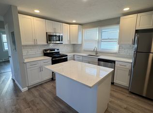 335 Plantation St APT 3L, Worcester, MA 01604