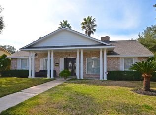 5951 Lattimer Dr, Houston, TX 77035