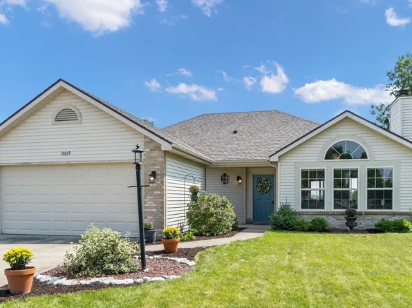 10219 Unita Dr, Fort Wayne, IN 46804