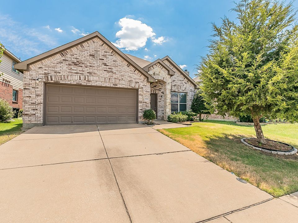 1st image of 4424 Padre Ct
