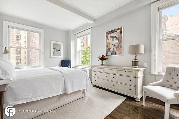 Sold by Cooper & Cooper Real Estate | media 9