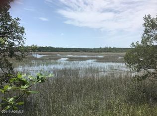 19 Pleasant Place Dr, Beaufort, SC 29907