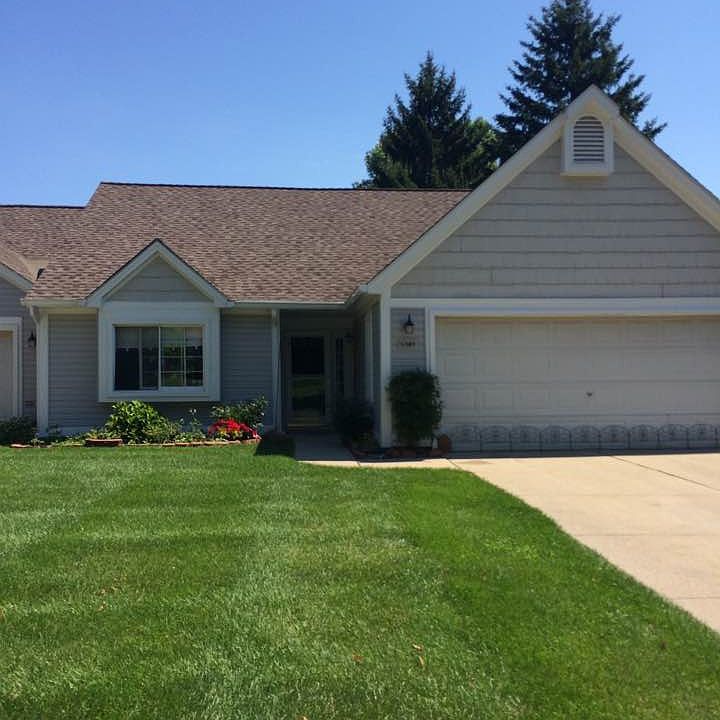 Condo on corner lot