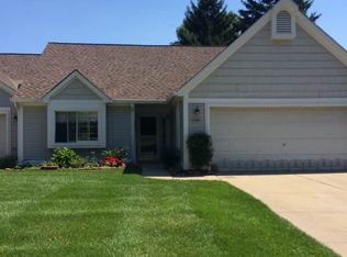 6828 Tangle Wood Dr #1, Waterford, MI 48327
