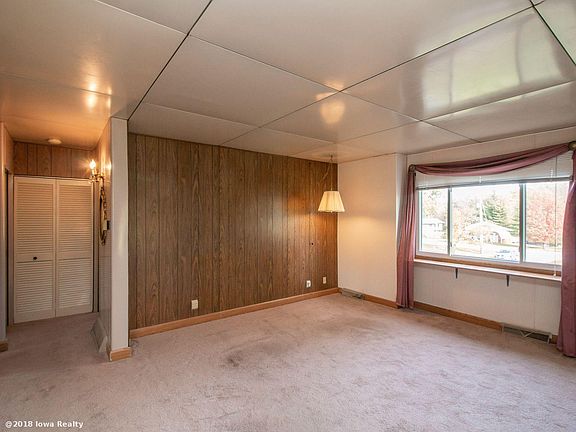 3rd image of 6894 NW 95th Ct