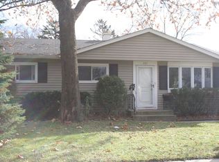 265 Albert Ter, Wheeling, IL 60090