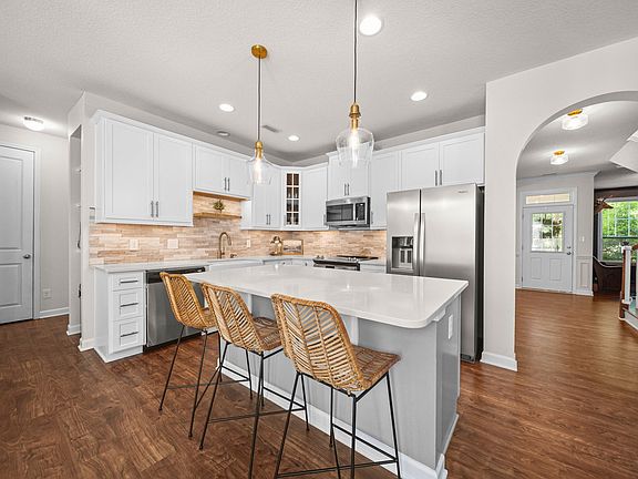 2nd image of 1113 McKee Farm Ln