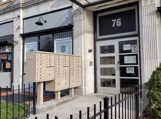 76 Main St APT 204, Hartford, CT 06106