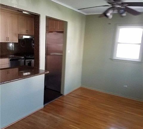 5th image of 44 Gotham Ave