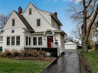4810 Rogers Rd, Hamburg, NY 14075