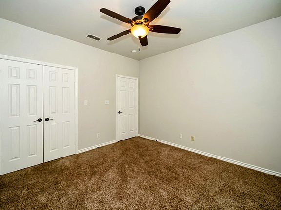 4th image of 1612 Stanley Dr #25