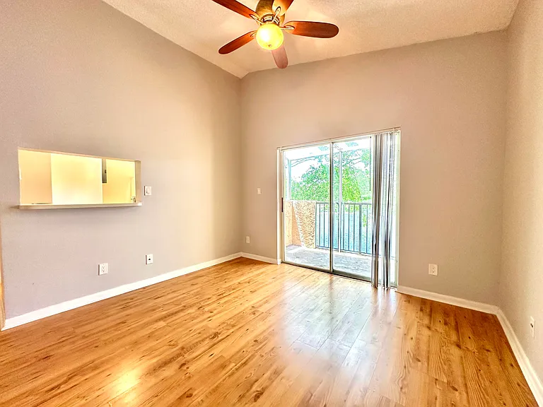 641 Cypress Lake Blvd #P — Photo 22