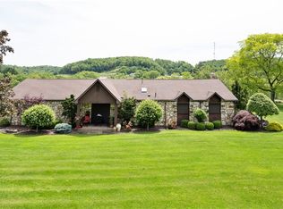 2167 Lincoln Hwy, Chester, WV 26034