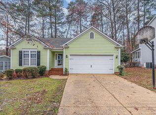 1009 Willow Ridge Dr, Knightdale, NC 27545