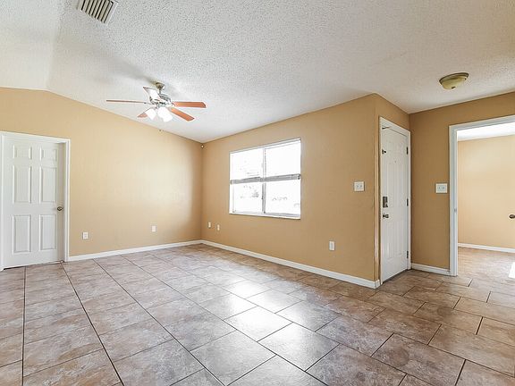 4th image of 4317 Alamosa St