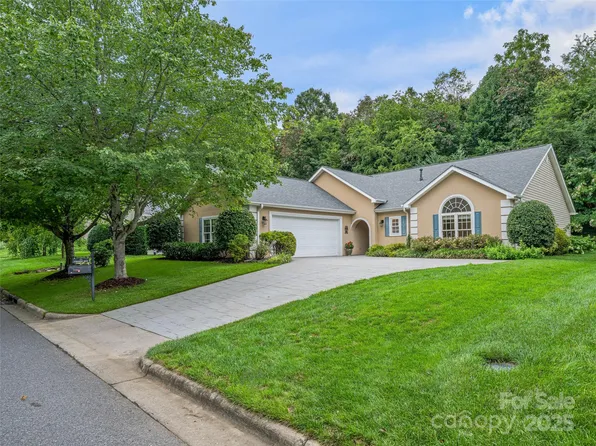 63 Stonebridge Dr, Asheville, NC 28805