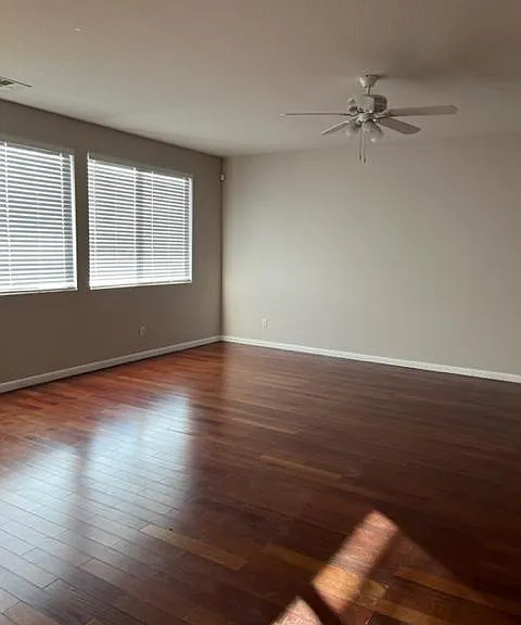 11086 Hillsborough Ct — Photo 9