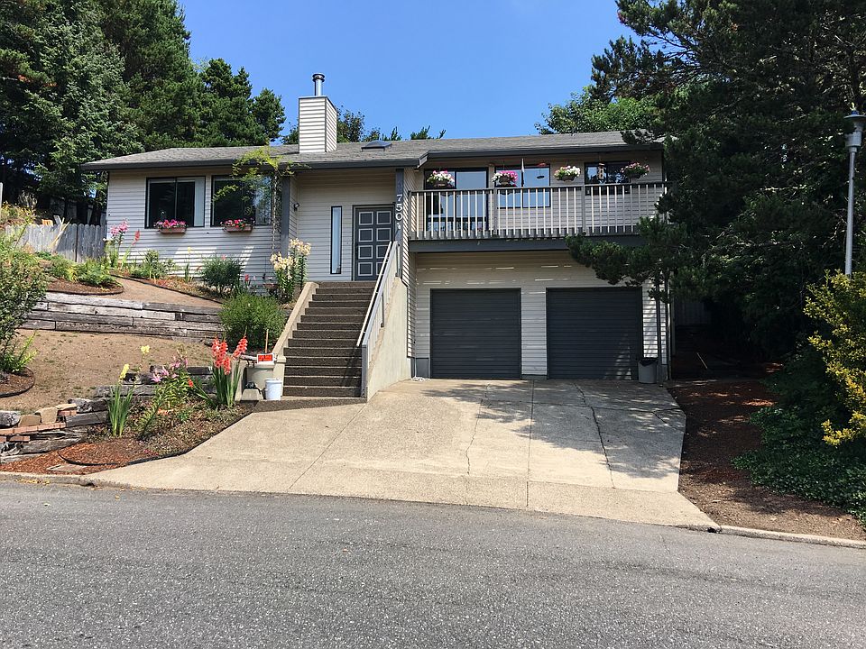 1st image of 750 NE Jeffries Pl