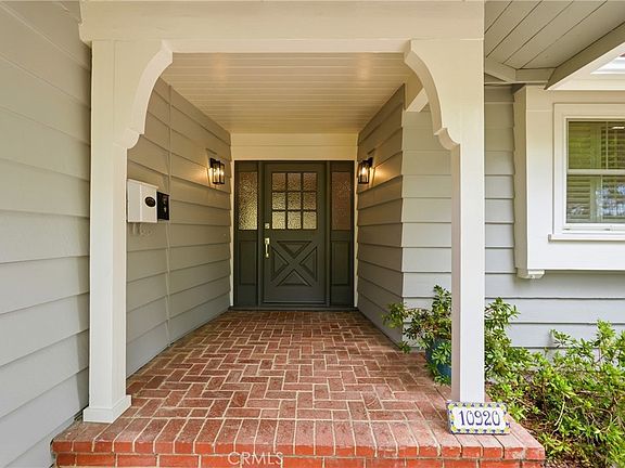 5th image of 10920 White Oak Ave