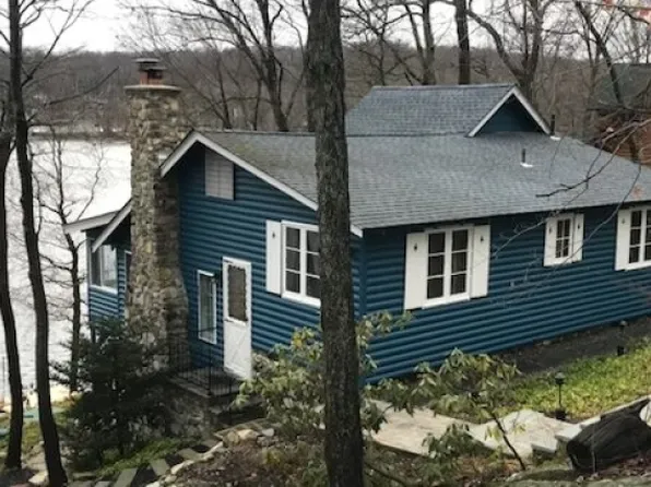 1193 Lakeside Dr E, Vernon Twp., NJ 07422