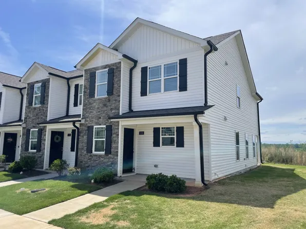 1100 Peony Ln, Youngsville, NC 27596