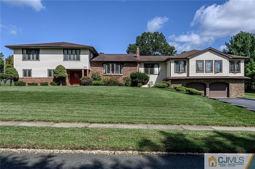 221 Eyland Ave, Succasunna, NJ 07876 Zillow