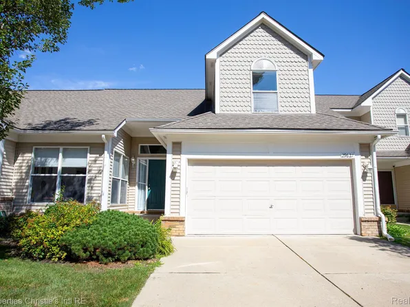 29627 Monterey Cir, Farmington, MI 48336