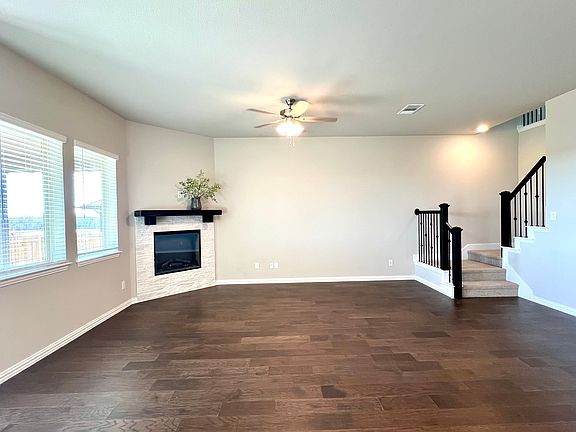 3rd image of 3305 Cross Shore Dr