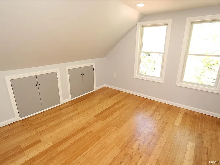 149 Brightwood Ave — Photo 14