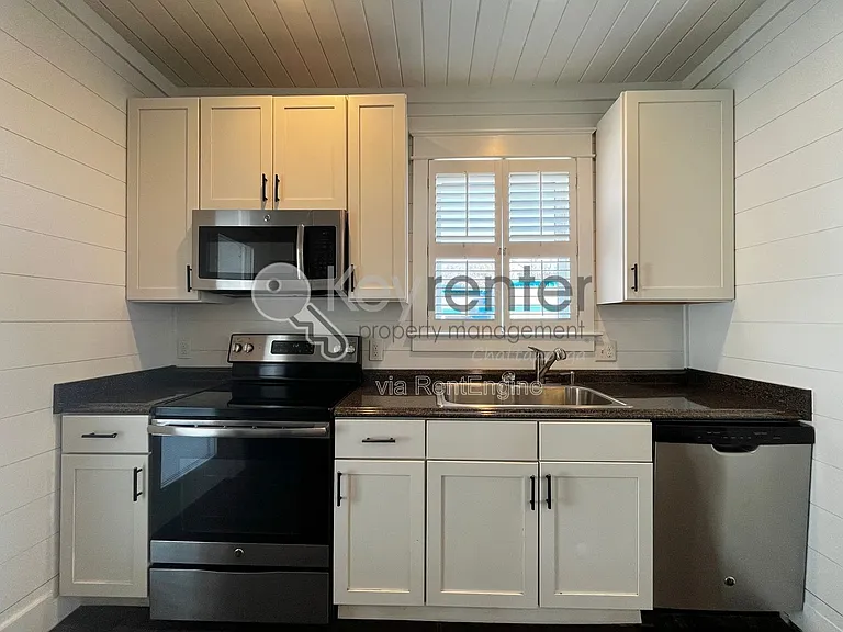 405 Spears Ave — Photo 8