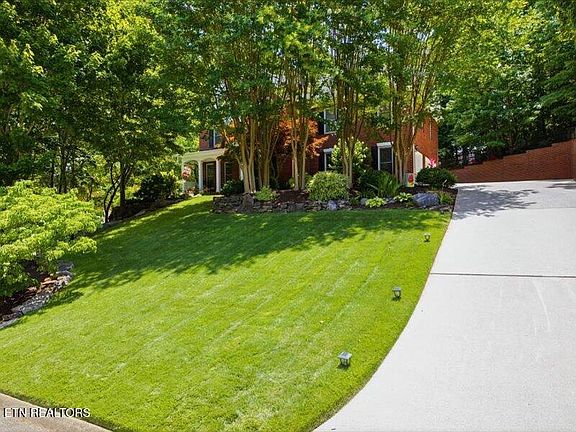 3rd image of 1716 Royal Harbor Dr