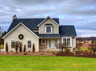 9866 Bainbridge Rd, Auburn Township, OH 44023