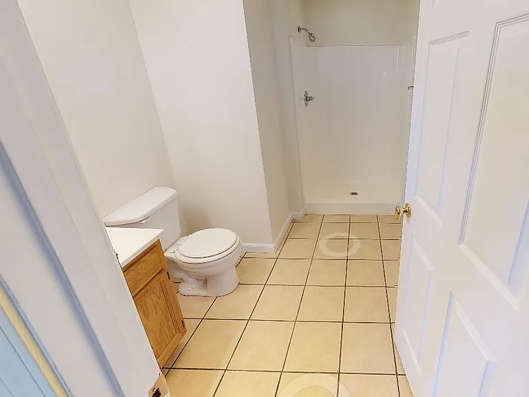 1500 E Parham St — Photo 12