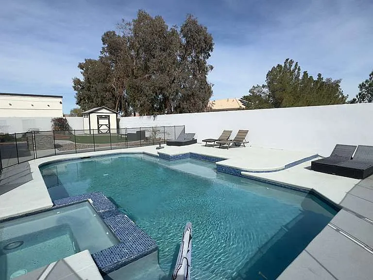 1504 Ten Palms Ct — Photo 2