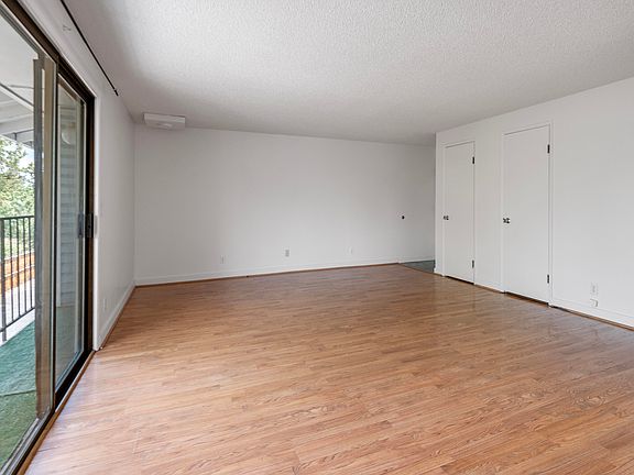 4th image of 1630 SE Tempest Dr Unit 15