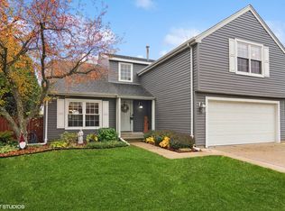 605 Pauline Ave, Buffalo Grove, IL 60089